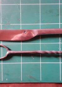 Alternative view of Couteau inspiration XV ème siècle et sa fourchette