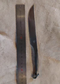 Alternative view of Lo Celto, couteau forgé type celte (variation 9)